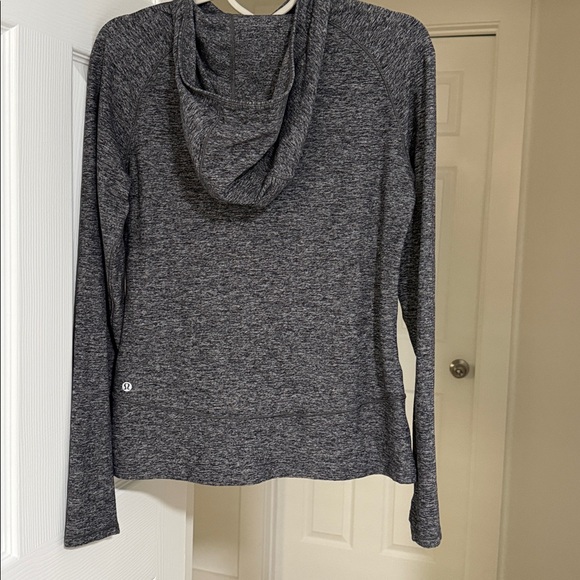 Lululemon Gray Long Sleeve Swiftly Hoodie - Picture 4 of 5